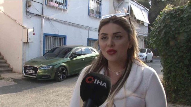 İ̇stanbul’da Şarkıcı Fenomenin Aracına Silahlı Saldırı Kamerada