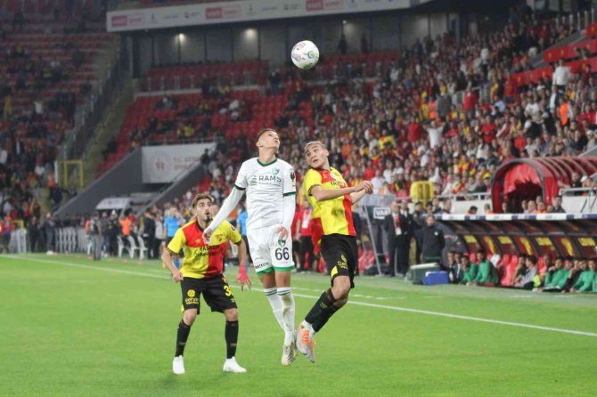 Denizlispor, Göztepe’ye Farklı Kaybetti