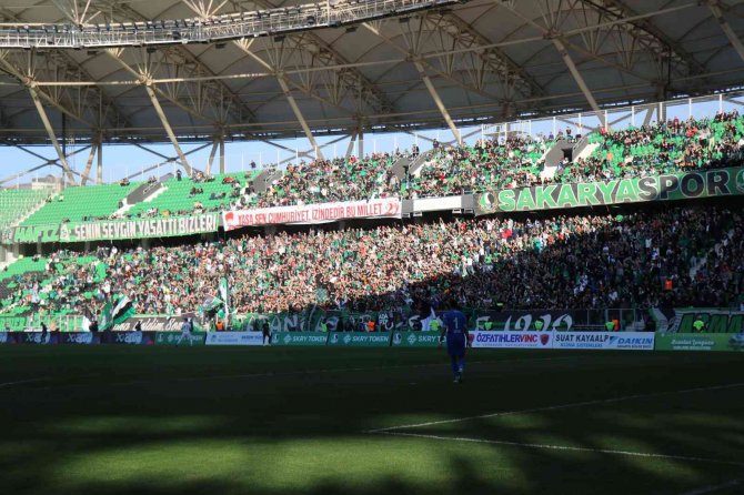 Spor Toto 1. Lig: Sakaryaspor: 1 - Altay: 2