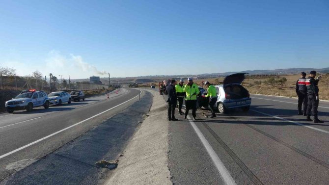 Uşak’ta Trafik Kazası: 1 Ölü, 4 Ağır Yaralı