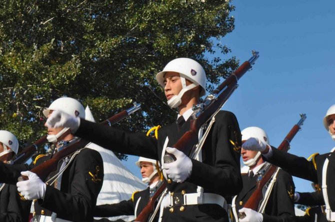 Yalova’da Cumhuriyet Bayramı Coşkusu
