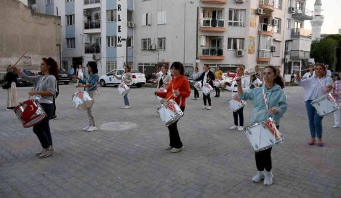 Yarım Asırlık Efsane Bando Geri Döndü