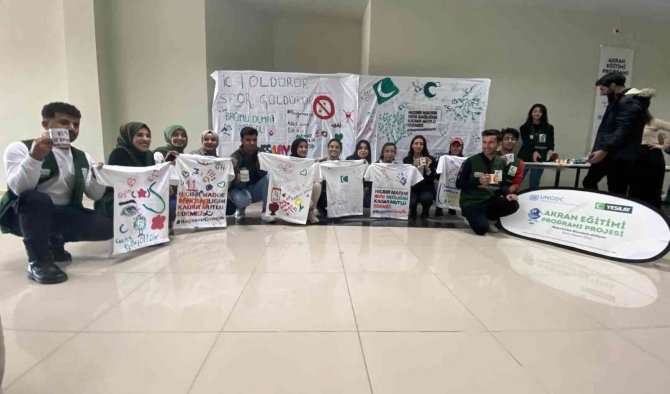 Yeşilay’dan ‘Akran Eğitimi’