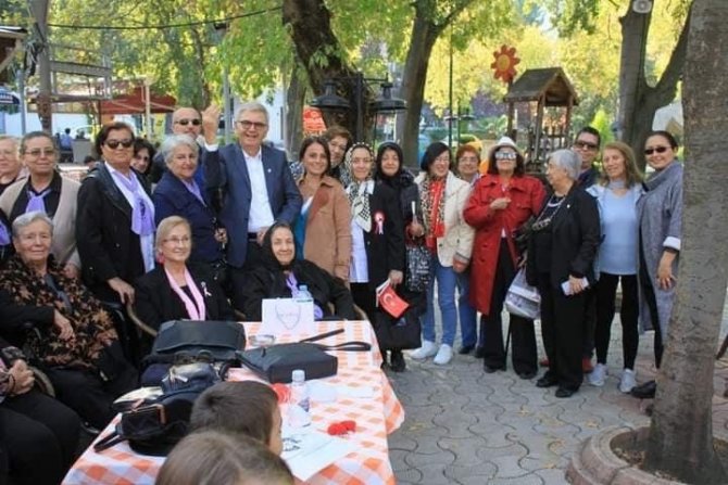 ’Eski Bursalılar Burada’ Buluştu