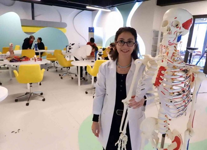 Bilim Merkezinden Öğrencilere Yarışma