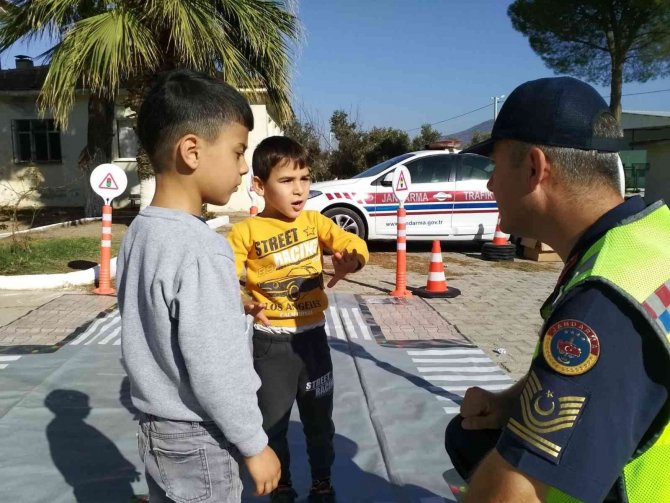 Çine’de 21 Öğrenci “Trafik Dedektifi” Oldu