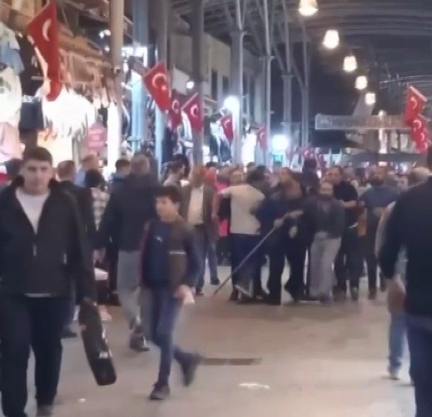 Bursa’da Kavgalar Cep Telefonu Kameralarına Yansıdı