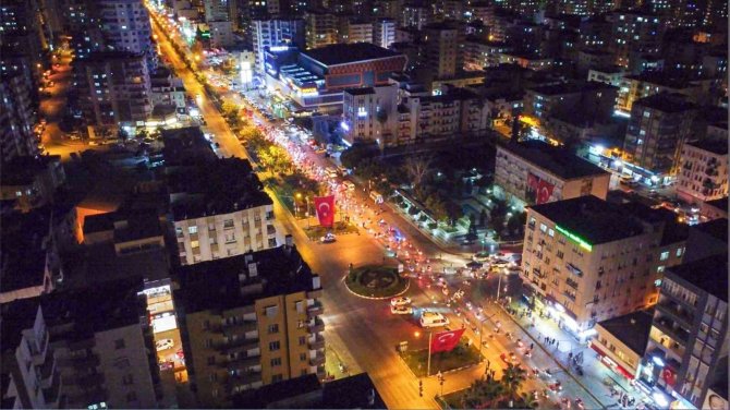 1923 Motor Tutkununun Cumhuriyet Coşkusu Görsel Şölene Dönüştü