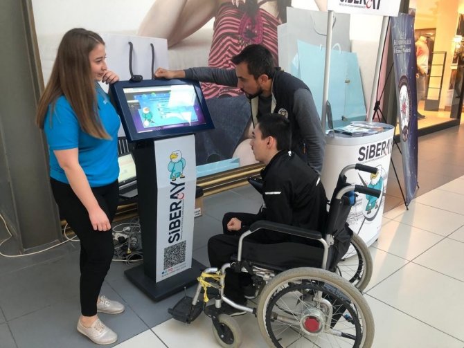 Si̇beray Tanıtımında Bin Kişiye Ulaşıldı