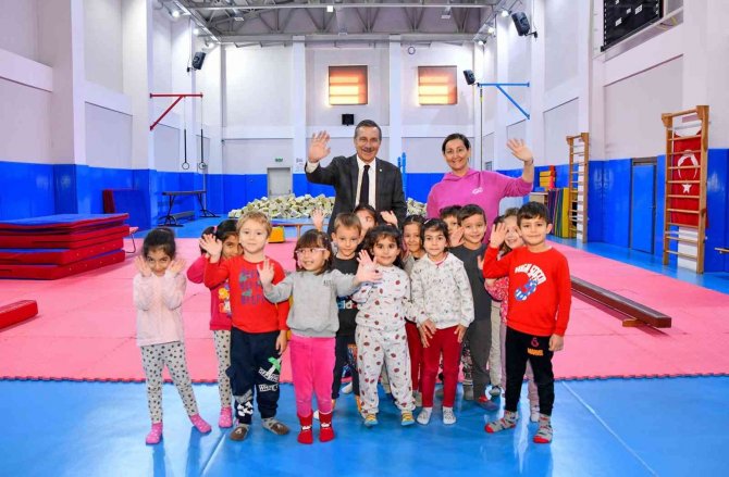 Çocuklar Jimnastik İle Tanışıyor