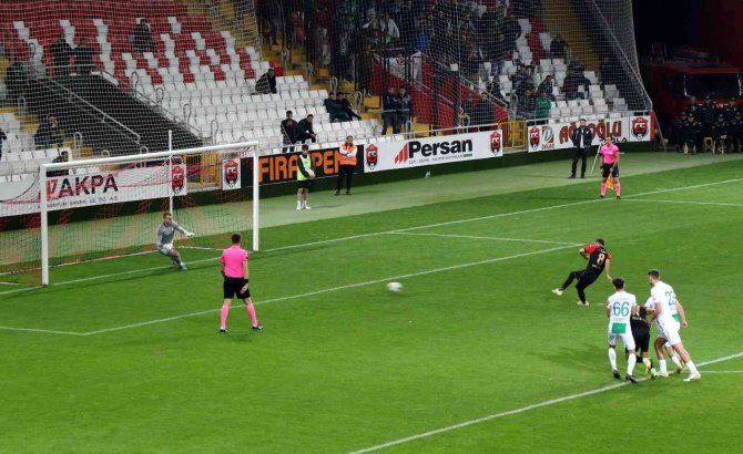 Tff 2. Lig: 24erzincanspor: 2 - Bursaspor: 0