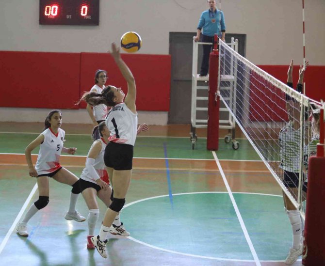 Van Ekibi Silopi Belediyesporu 3-1 Mağlup Etti