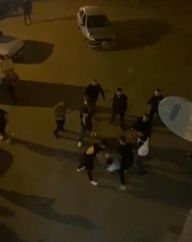 Sokak Ortasında Tekme Tokat Darp Edildi