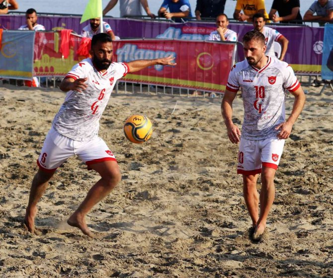 Plajda Şampiyon Seferihisar Cittaslow Oldu