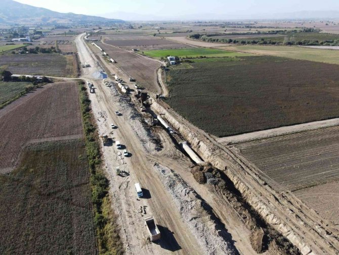 Koçarlı’da Dev Borular Yer Altına İndi