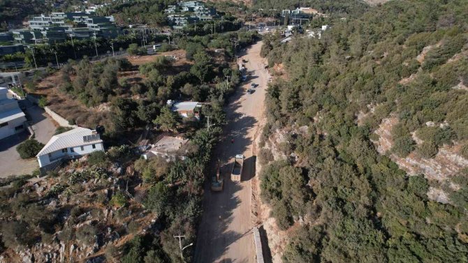 Mümtaz Ataman Caddesinde Yol Ve Kaldırım Çalışmaları Başlıyor
