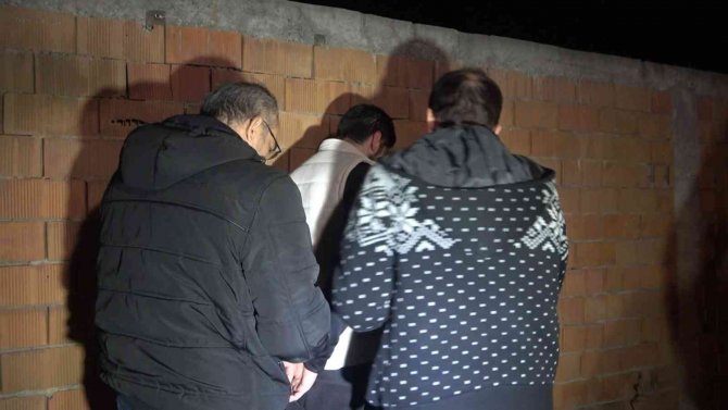 Suç Makinesi 5 Kilometre Kovalamacanın Ardından Böyle Yakalandı