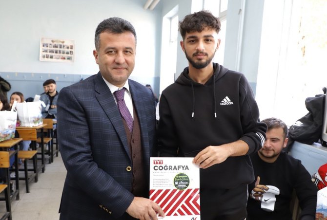 Çarşamba Belediyesi’nden Eğitime Tam Destek