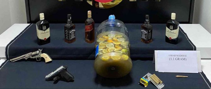Kaçakçılık Operasyonunda 4 Şüpheli Yakalandı