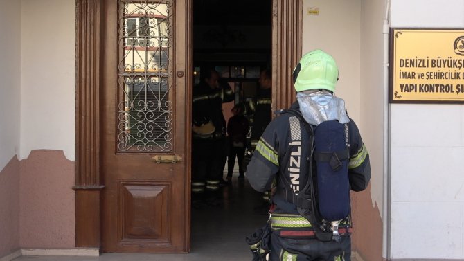 Perukla Geri Dönüp 2 Kadın Belediye Personelini Asitla Yaraladı