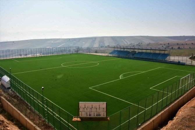 Elazığ’da Karayolları Ve İ̇l Özel İ̇dare Sahaları Yenilendi
