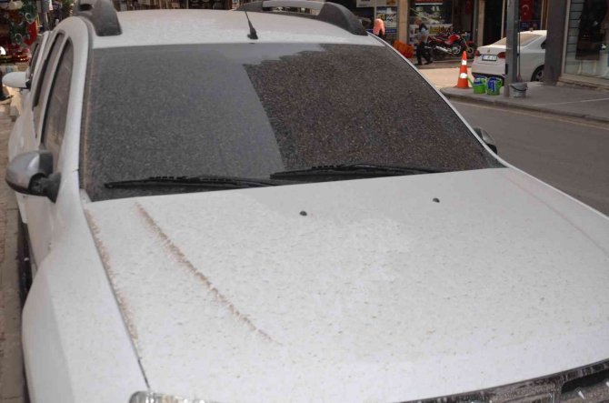 Hatay’da Toz Bulutu Etkili Oluyor