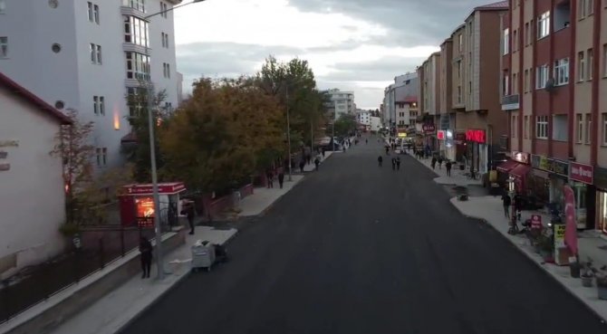 Kayyum Kars’ta Hem Borç Ödedi, Hem Yatırım Yaptı