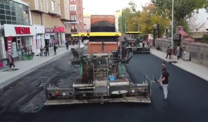 Kayyum Kars’ta Hem Borç Ödedi, Hem Yatırım Yaptı