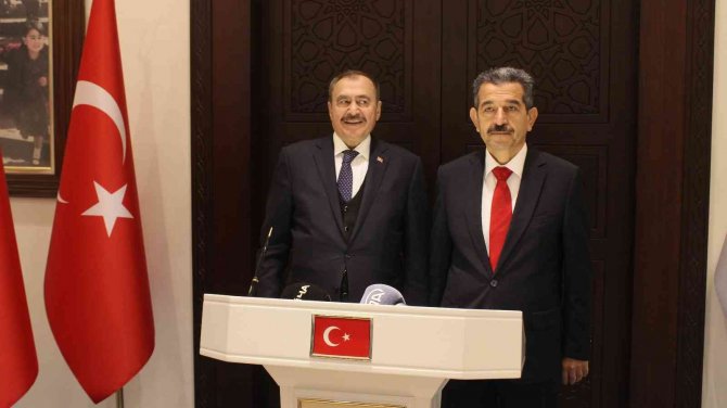 Eroğlu’ndan İ̇bb’ye Haliç Eleştirisi: “Bakarsan Bağ, Bakmazsan Dağ Olur”