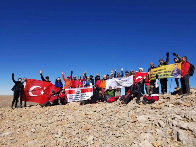 Mersin Büyükşehir Belediyesinden Zirve Tırmaşına Ulaşım Desteği