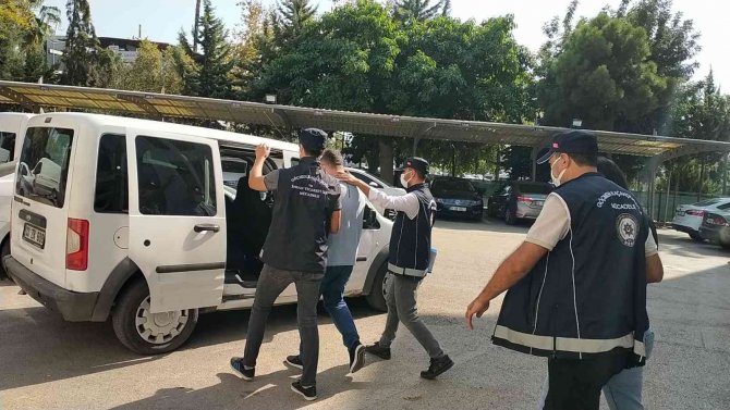 Mersin’de Göçmen Kaçakçılığı Operasyonu