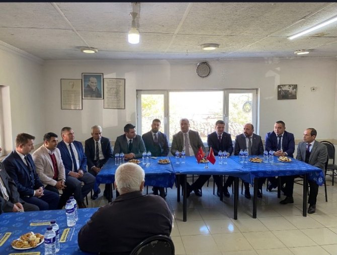 Mhp Temsilcileri Köy Ziyareti Yaptı