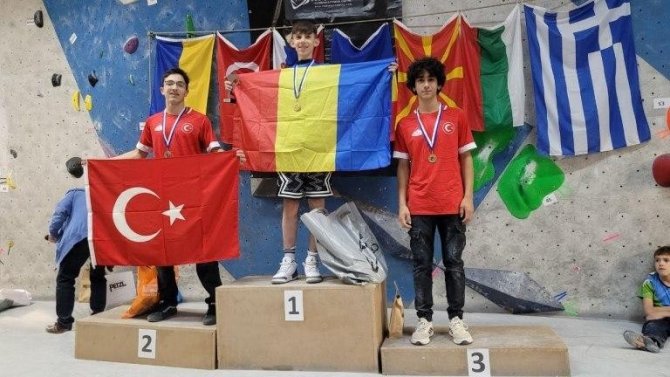 Genç Sporcu Sümer Balkan Şampiyonası’nda 2. Oldu