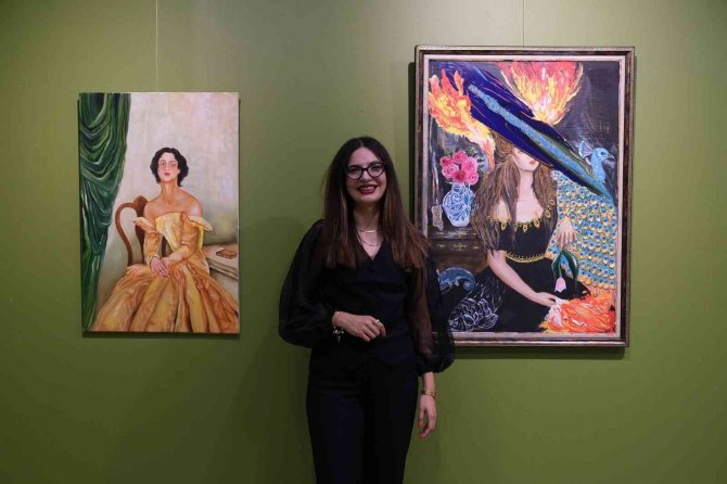 “Resim Ve Fotoğraf Kardeşliğinde Kadın” Sergisi Sanat Galerisi’nde Açıldı