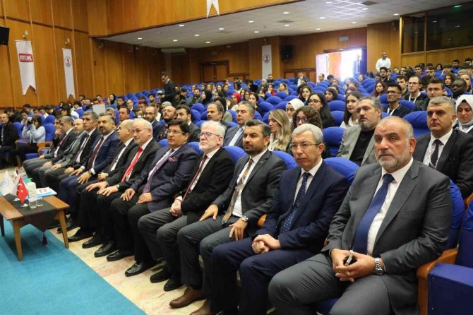 Rtük Başkanı Ebubekir Şahin: “İ̇letişimci Olacak Kardeşlerimize Çok Büyük Görev Düşmekte”