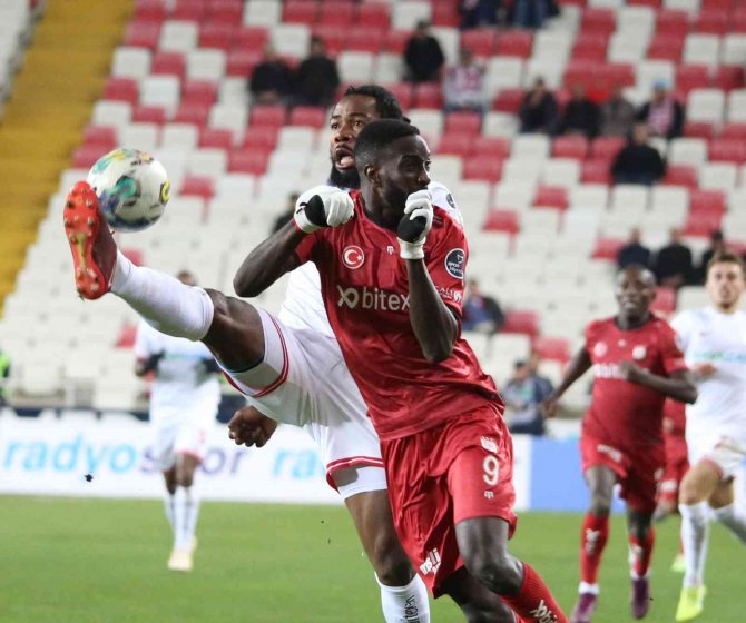 Spor Toto Süper Lig: Dg Sivasspor: 0 - Antalyaspor: 2 (Maç Sonucu)