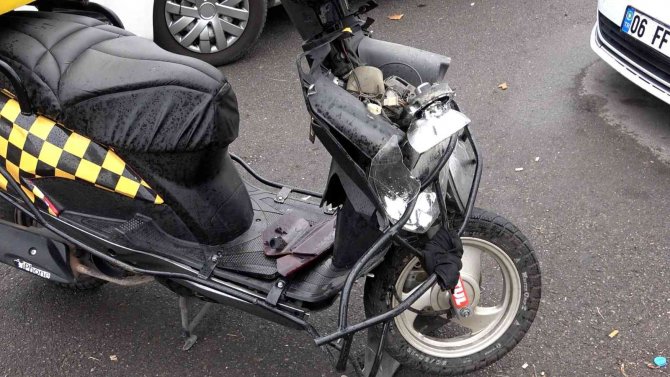 Motosiklet İle Otomobil Çarpıştı: 1 Yaralı