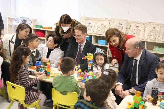 Ab Destekli Prefabrik Okul Öncesi Sınıflar, Büyükelçilerin Katılımıyla Açıldı