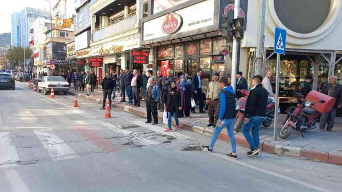 Yıkım Çalışmaları Esnasında Faciadan Dönüldü