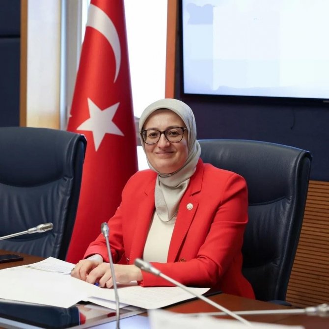 Milletvekili Uygur Genel Başkan Yardımcısı Oldu