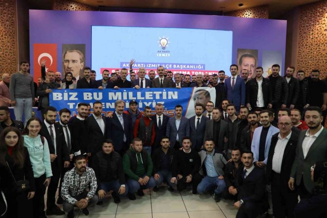 Ellibeş: "Türkiye Yüzyılı’nın İlk Işığı İ̇zmit’te Yandı"