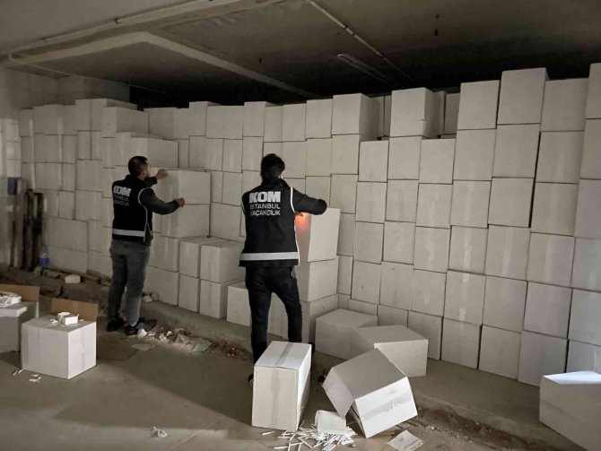 İ̇stanbul’da Büyük Operasyon: Piyasa Değeri 33 Milyon Olan Kaçak Tütün Ele Geçirildi