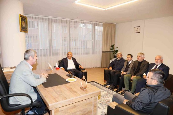 Körfez Belediye Başkanı Söğüt, Bbp İlçe Başkanı İle Görüş Alışverişinde Bulundu