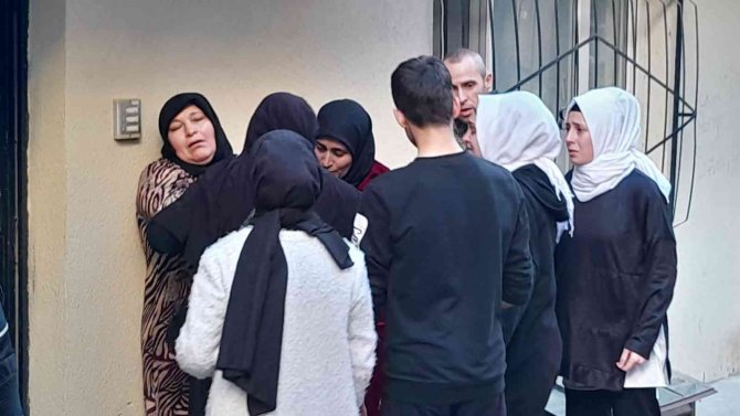 Mutfakta Harlayan Yağ Sonucu Bir Kişi Yanarak Yaralandı