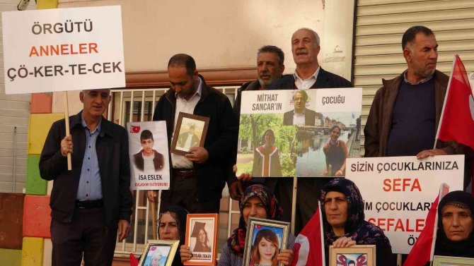 Diyarbakır’da Ailelerin Evlat Nöbeti Kararlılıkla Devam Ediyor