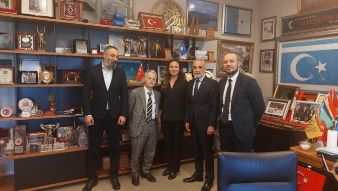 Cumhurbaşkanı Başdanışmanı Topçu, Kırım Tatarları Milli Lideri Kırımoğlu’nu Ağırladı