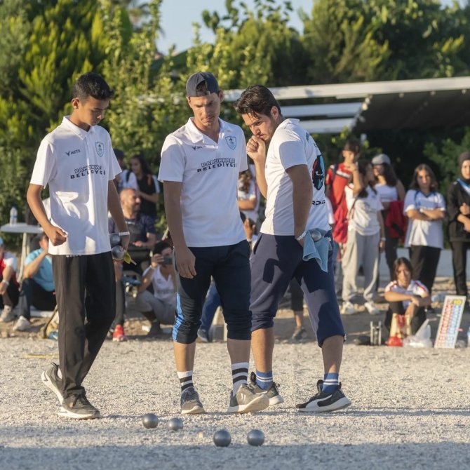 Bocce’de Pamukkaleli Sporcular Şampiyon Oldu