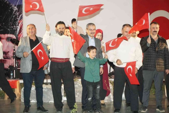 İ̇şgalden Cumhuriyete, Çivrillilerle Buluştu