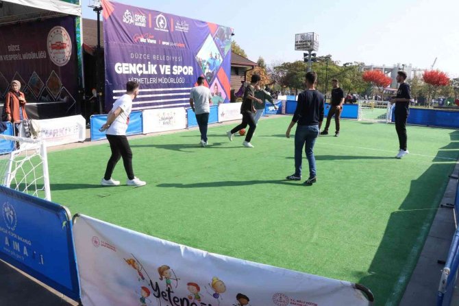Hem Spor Yaptılar Hem De Kaynaştılar