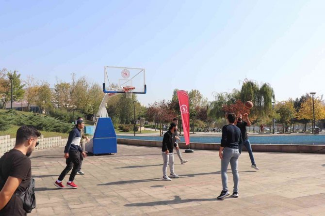 Hem Spor Yaptılar Hem De Kaynaştılar